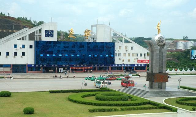 四川:认识一座城市从火车站开始