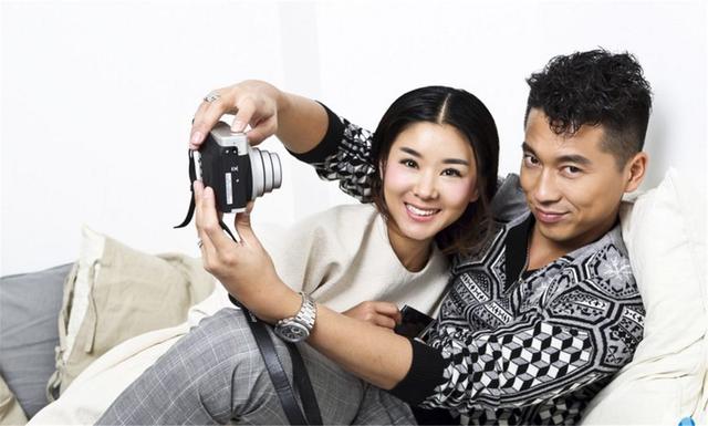 李小萌|王雷|接吻戏_新浪新闻