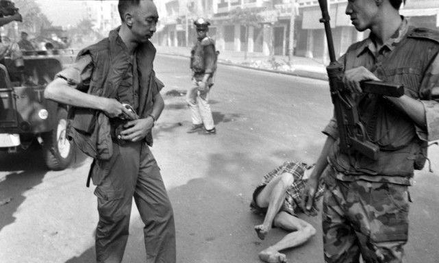 越战越南居民死亡边缘争扎, 满地都尸体找不到活下理由