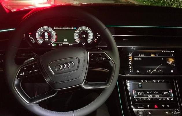 网友分享丨奥迪a8l夜间试驾