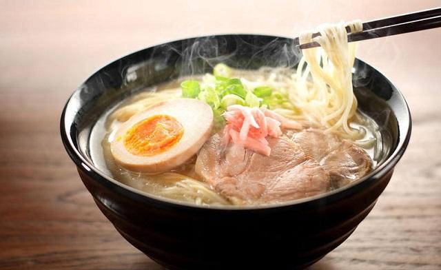 日本美食攻略,"一兰拉面"了解一下?|拉面|面条|拉面店_新浪新闻