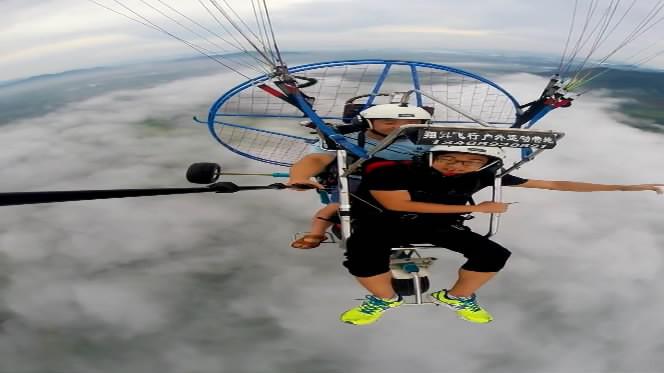 知识改变命运,高考不能完全决定人的一生,但努