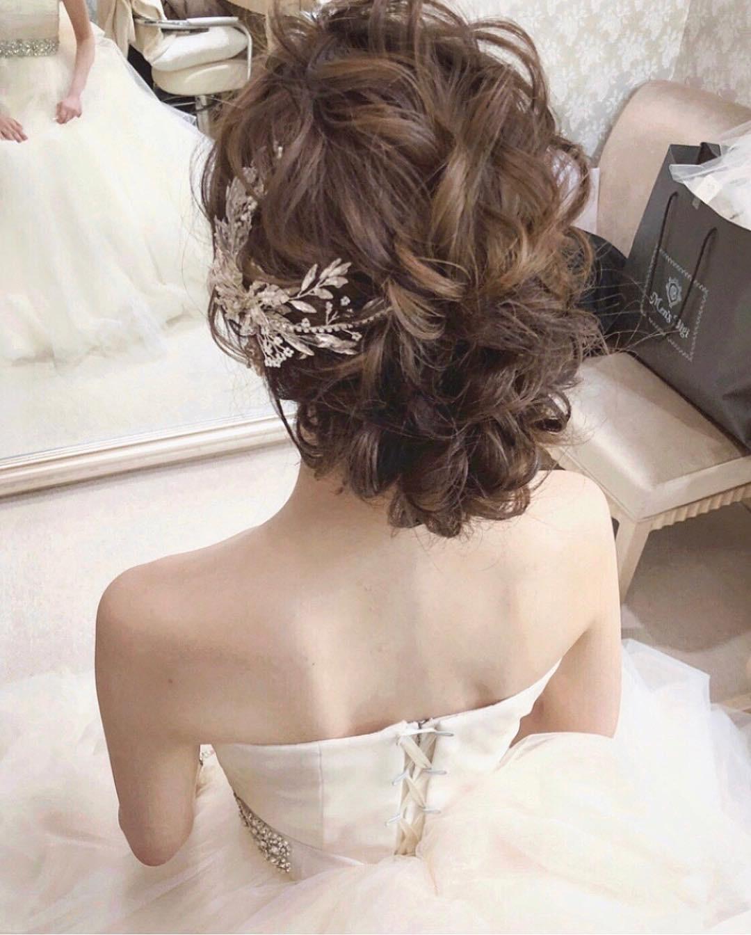 唯美又仙气的新娘编发,漂亮的发型让你做个不一样的新娘