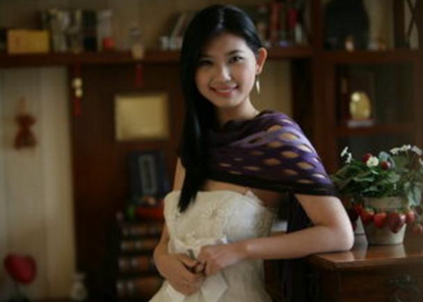 董思阳,21岁创立上海金柯天烨股权投资管理有限公司,曾获得"80后美女