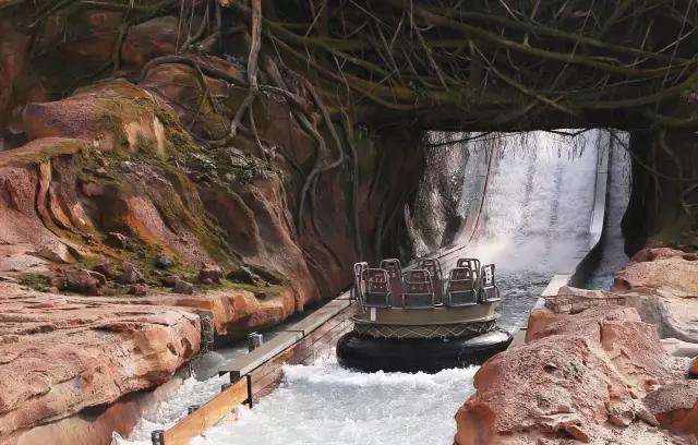 太棒了!上海迪斯尼大型游乐设备现场高清图提前曝光!