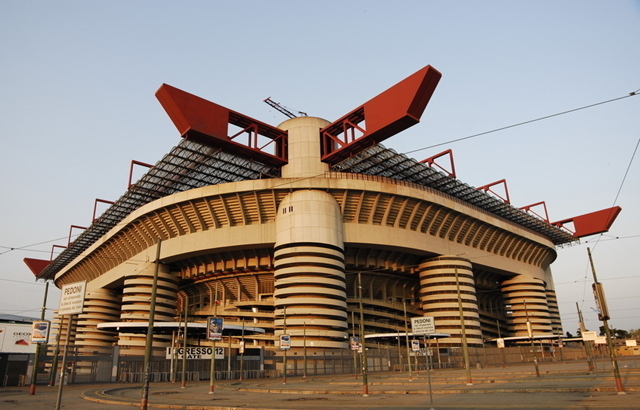 远行梅阿查球场做一次假球迷享受足球盛宴!