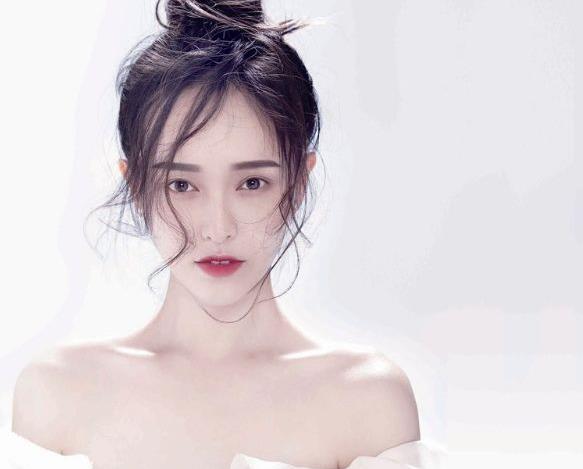 吴秀波被曝一脚踏三船,掉粉无数,网友:唐嫣被你