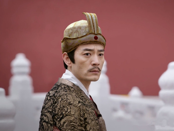 李光洁在《如懿传》饰演的王爷,当年的回眸一笑,让嘉贵妃暗恋了20年.