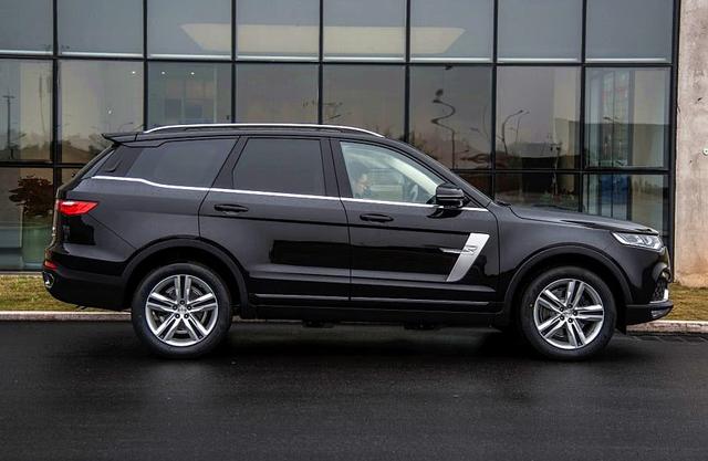 众泰又出狠货近5米长卖12万比普拉多大一圈t700后继有人了