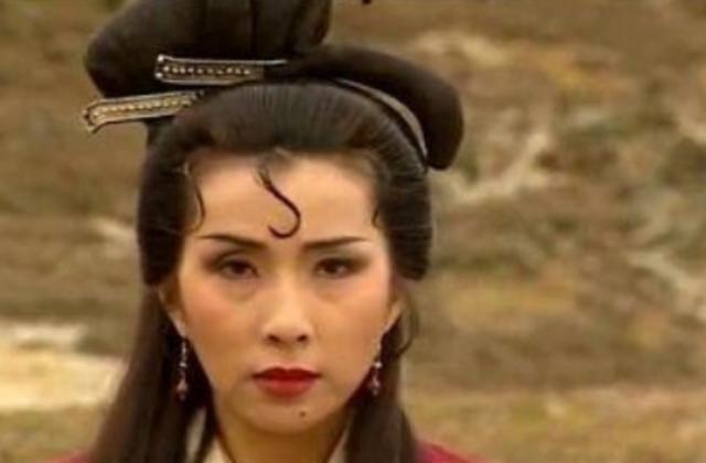 8个铁扇公主,王凤霞经典,蔡少芬搞笑,最美的却