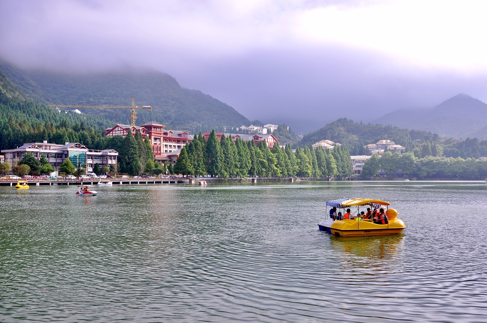 雾锁云中湖【湖北 九宫山】