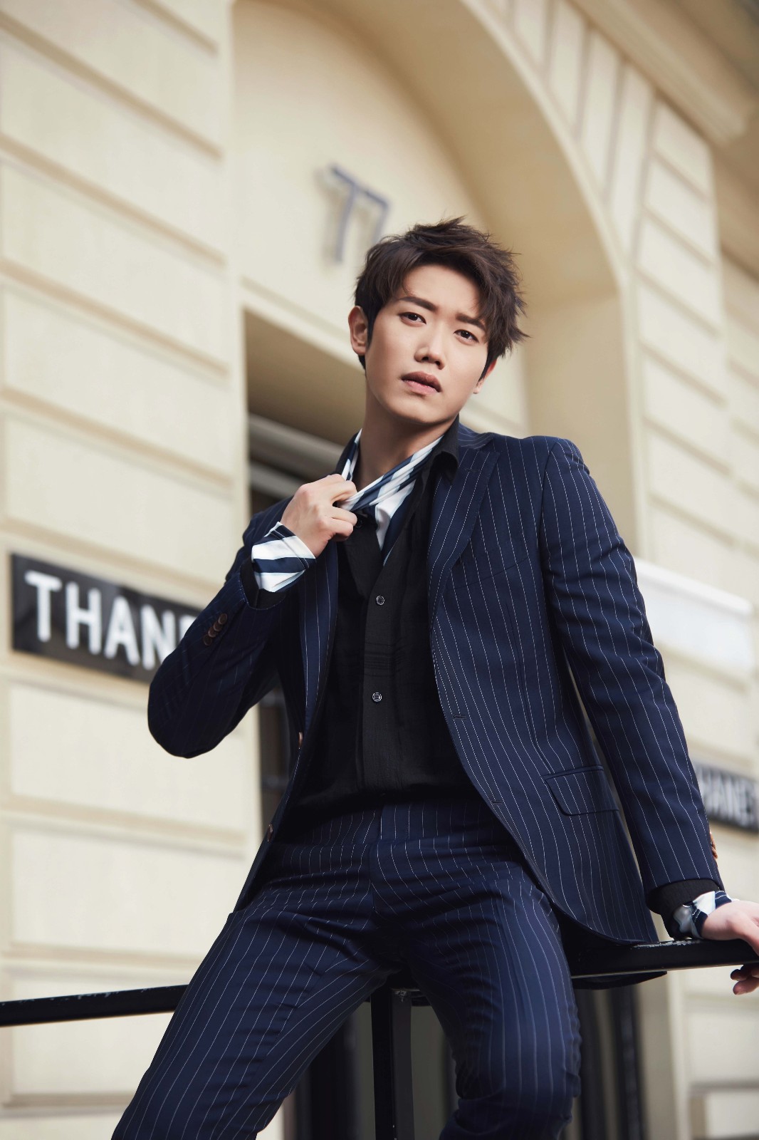 李嘉铭最新写真 暖男pk型男诠释反差萌