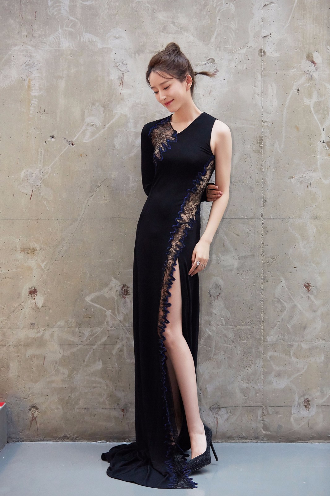 日啖荔枝三百颗啊