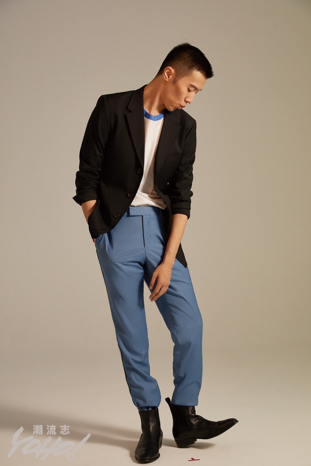 周游登潮流杂志帅气满分 个性寸头彰显高级质感_新浪看点