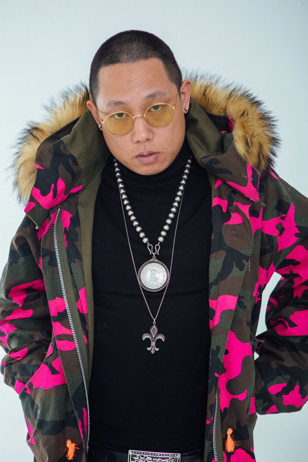 说唱音乐人mc肆生活写真