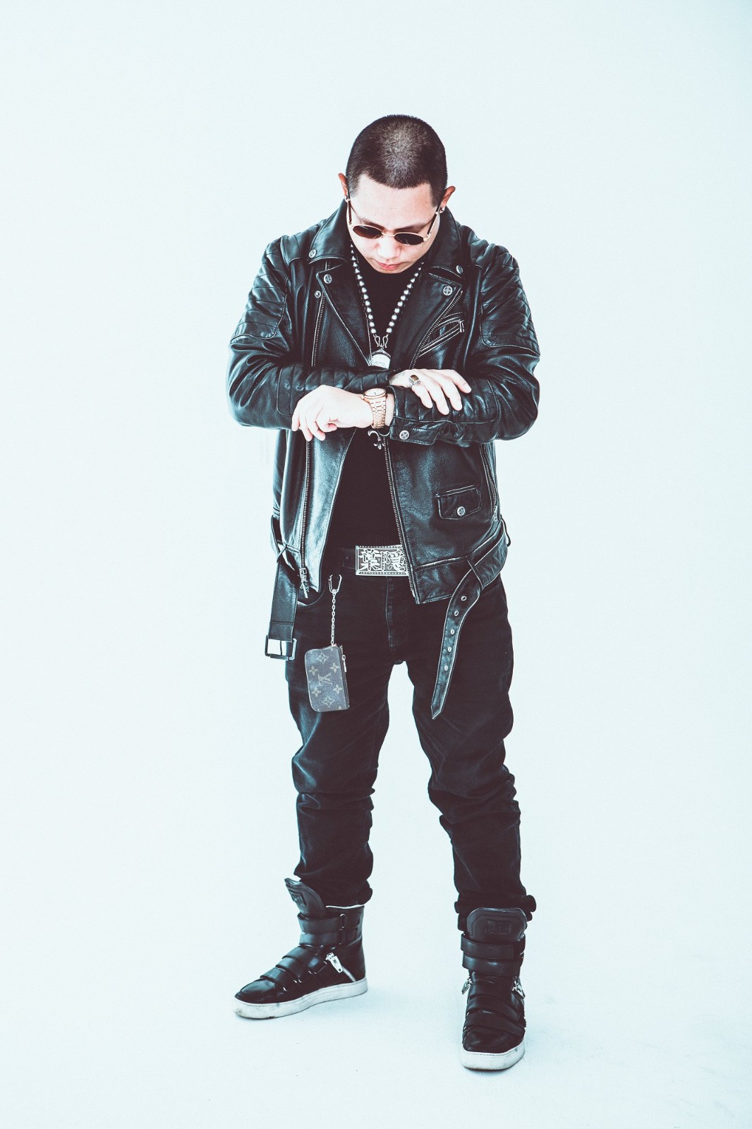 说唱音乐人mc肆生活写真