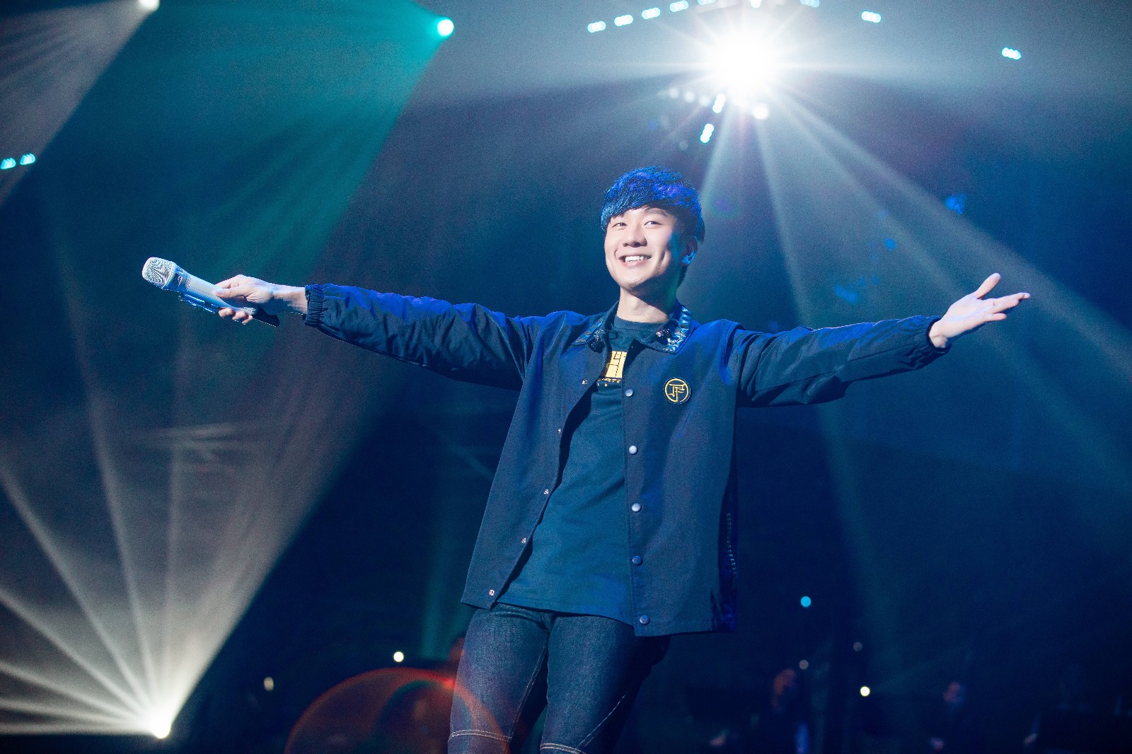 林俊杰巡演新加坡开唱 david foster再助阵