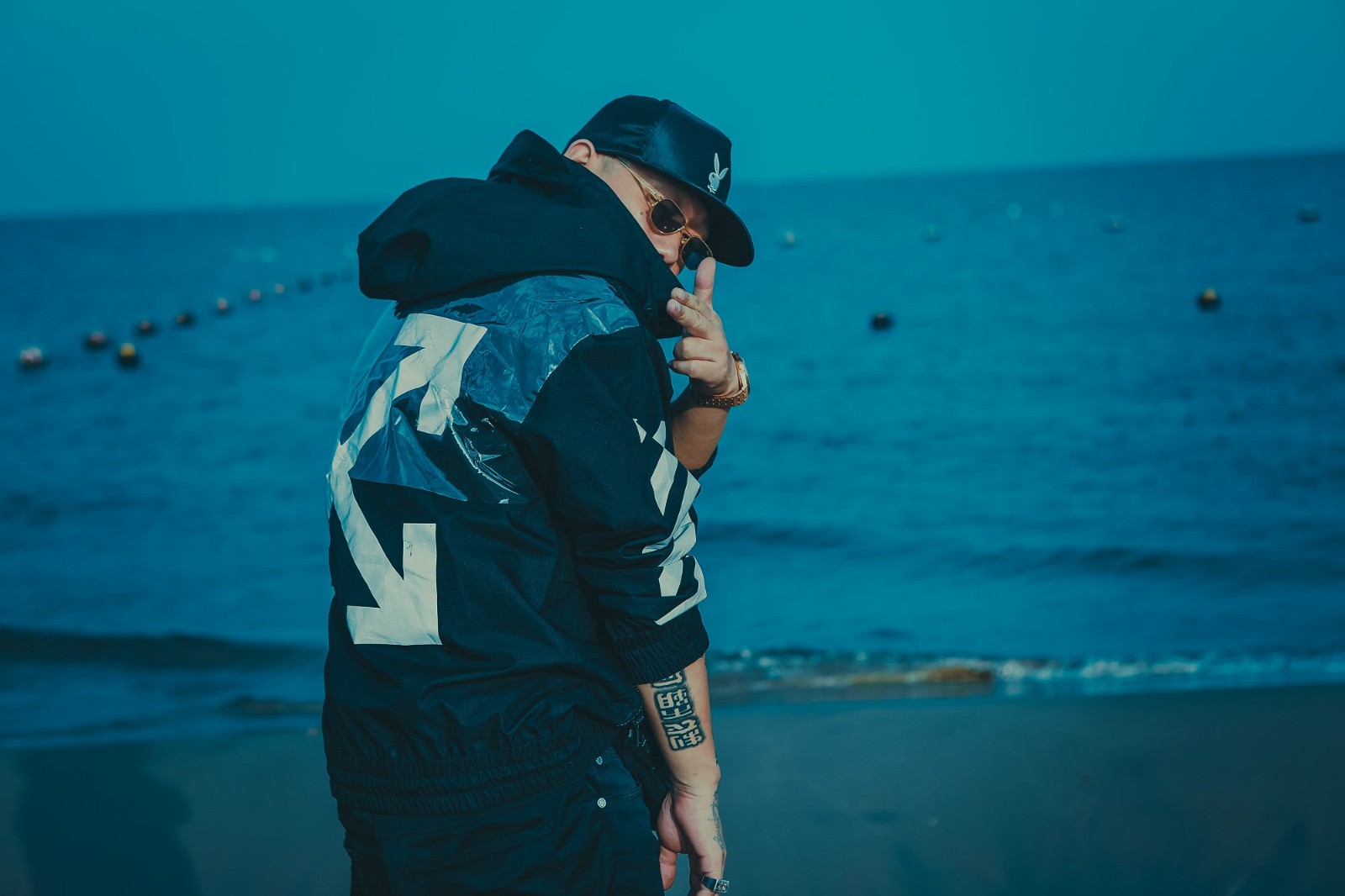 说唱音乐人mc肆生活写真