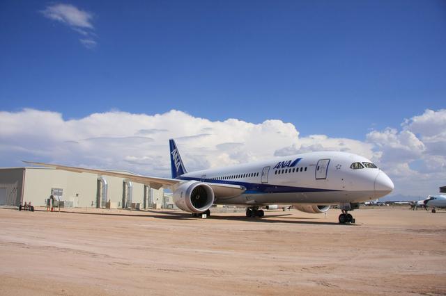 美军扔在沙漠里的破烂,有些至今中国都造不了|飞机|运输机|美军_新浪