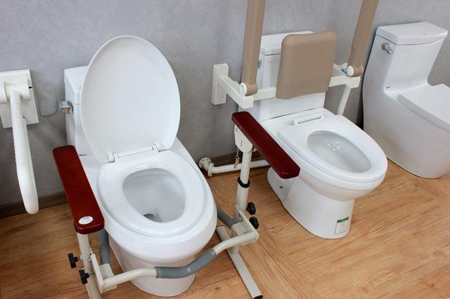 1,智能马桶:价格非常贵,拉个便便还要清洗,烘干,真是麻烦.