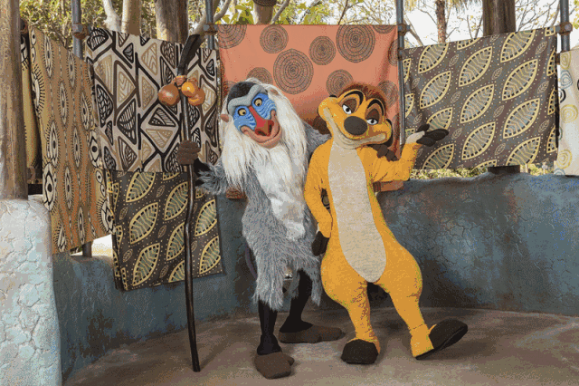 的兔朱迪和狐尼克《阿拉丁》的茉莉公主与精灵《狮子王》的拉飞奇与