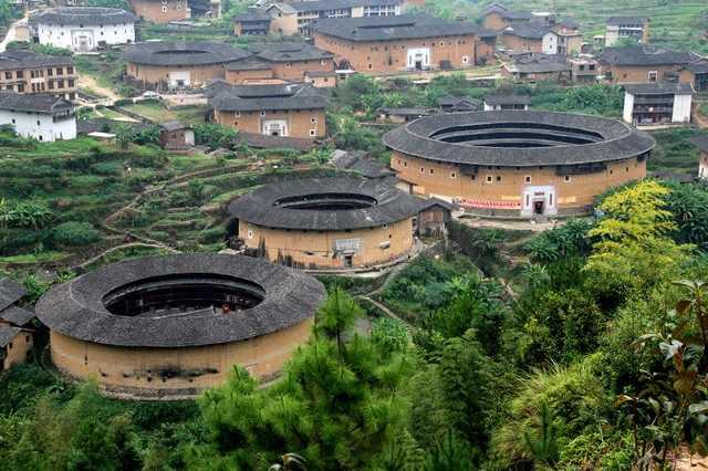 围屋结合了客家古朴遗风以及南方文化的地域特色,是中国五大民居特色