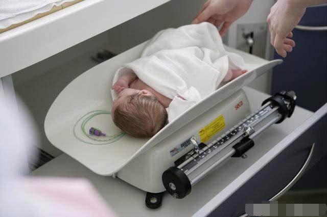 胎儿出生后,孩子体重的这2个作用,很多妈妈还不清楚!