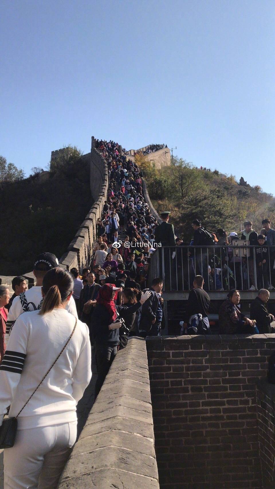 十一长假北京八达岭长城上的人人人人人