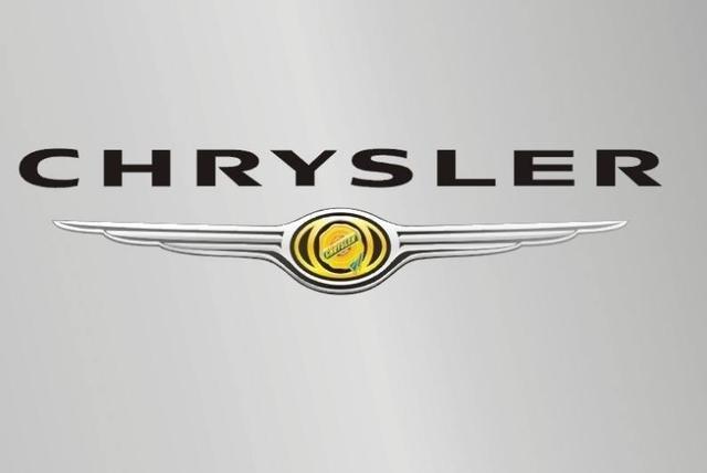 带翅膀的汽车车标第二个和宾利太像有点分不清