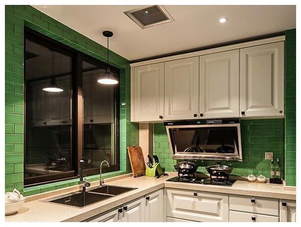 把油烟机包进吊柜中好不好?听20年老师傅分析