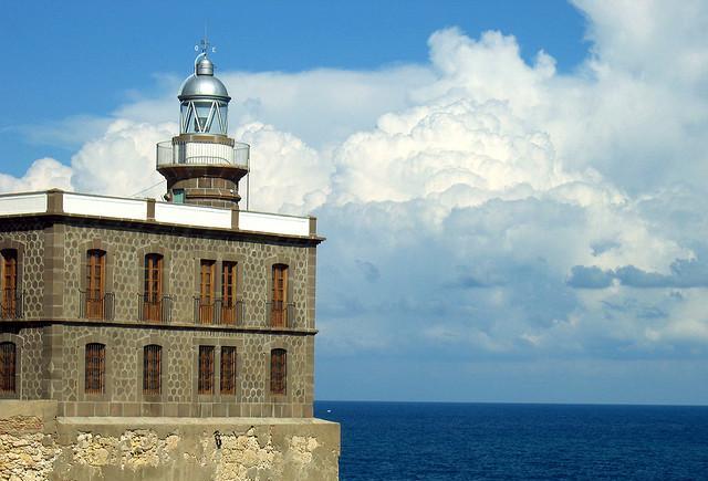 发现最独特的旅行西班牙非洲大陆飞地梅利利亚旅行攻略