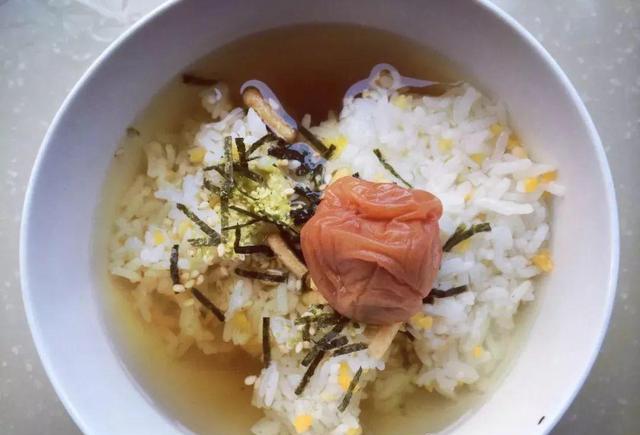 一茶一饭的寻常滋味——茶泡饭