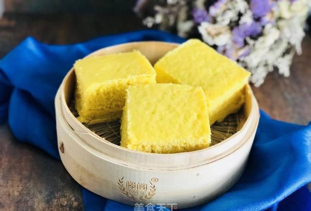 一块南瓜,一碗面粉,揉揉蒸蒸,一锅色香味俱全的南瓜糕就出来了