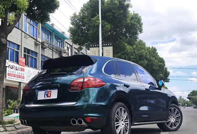 保时捷卡宴英国皇家绿鉴赏