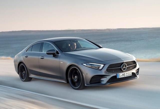 全新奔驰cla曝光!无框车门超吸睛,这也是最便宜的奔驰轿跑!