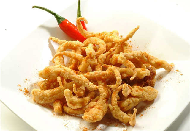 想吃炸鱿鱼须,告诉你方法在家自己做,炸出来外酥里嫩,十分好吃