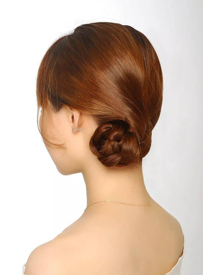 丸子头俏皮vs低发髻优雅头发这样扎漂亮极了