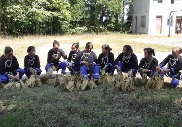 贵州天柱县八卦河下游莲花山水库北岸的神奇柳寨 贵州天柱县八卦河下游莲花山水库北岸的神奇柳寨