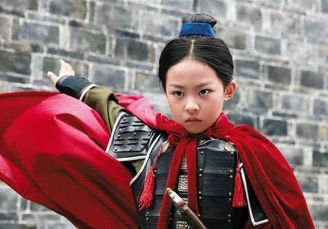 6,刘戴恩 在《小戏骨花木兰》中扮演花木兰,当时的她只有9岁,别看她