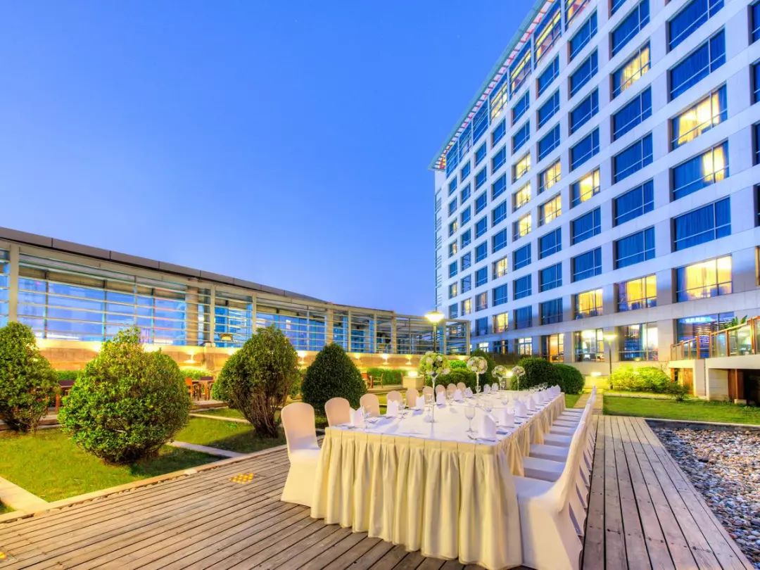 厦门首家希尔顿品牌酒店今天开业,第一手资讯抢先看!