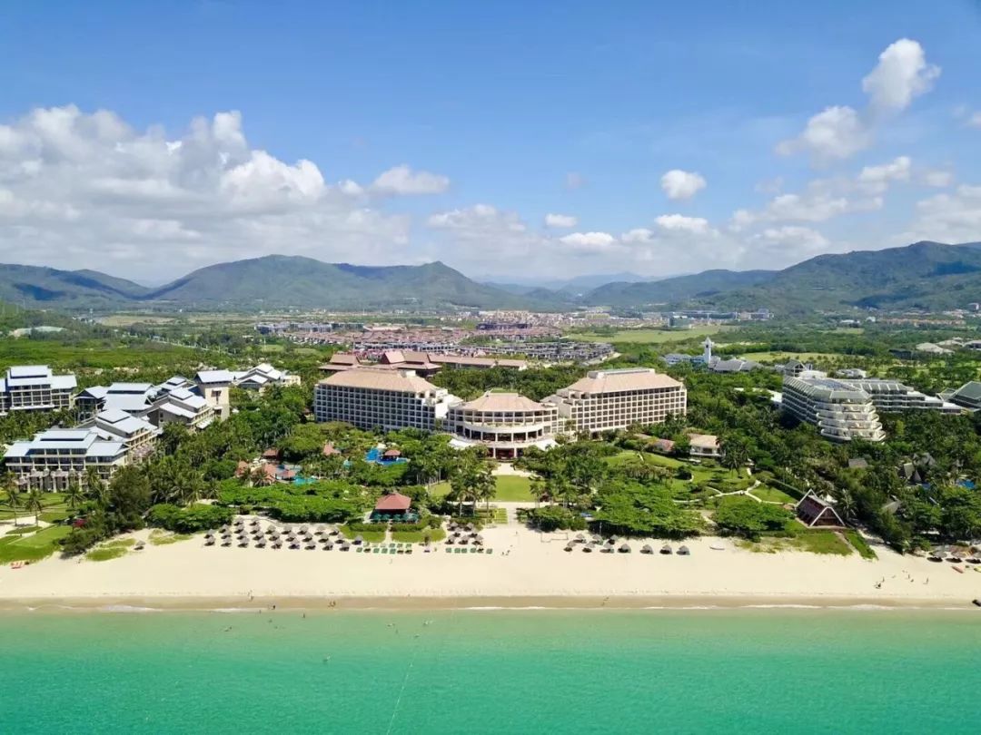 三亚亚龙湾这家酒店,为爸爸妈妈们独家定制了10种浪漫度假方式