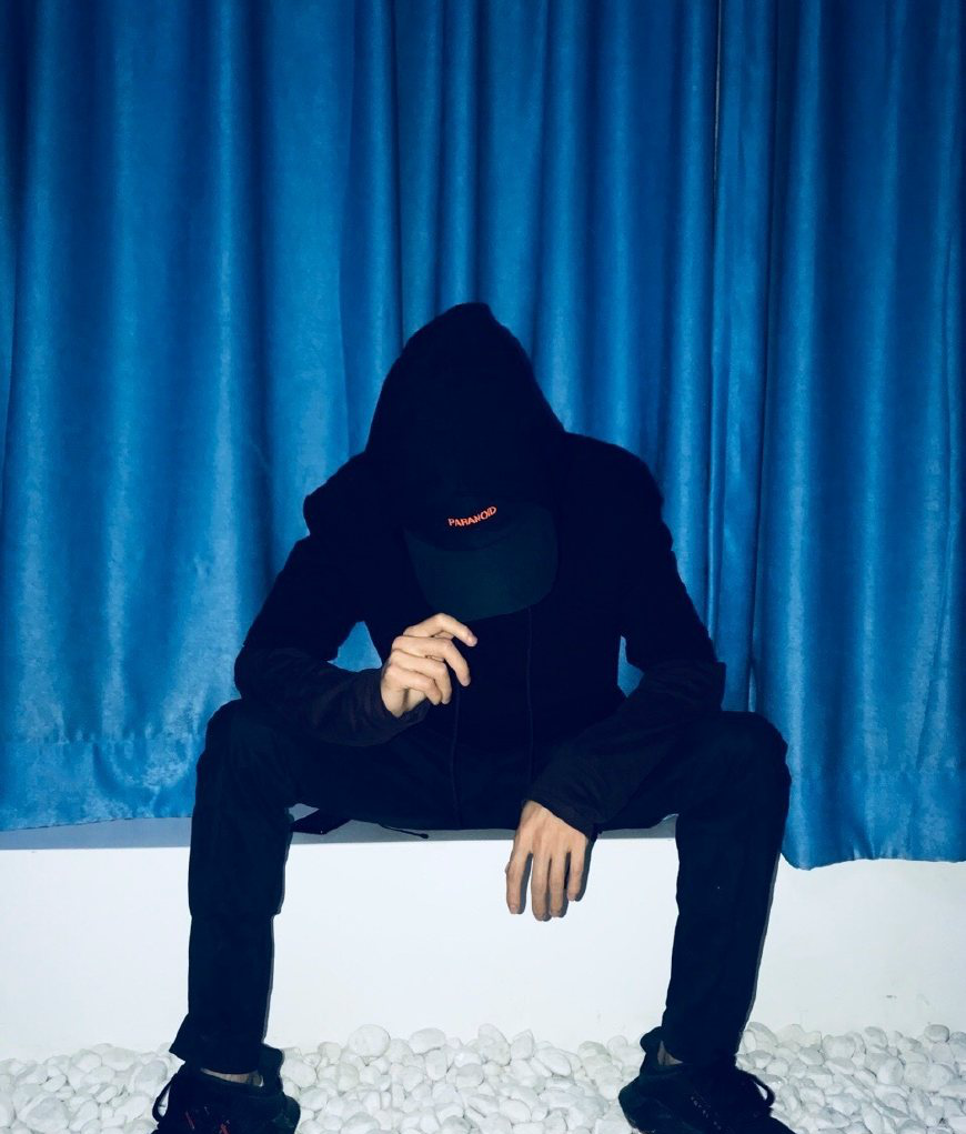 说起抖音最火的网红,那当然非黑脸v莫属了,到现