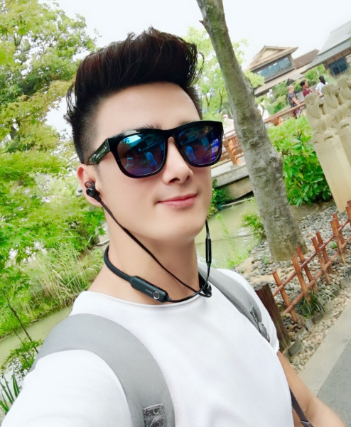 全国武术冠军帅哥王延龙已资助数百人