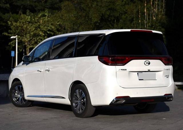 霸气大7座mpv来袭, 颜值"逆天", 搭2.0t 6at, 18万还买啥gl8