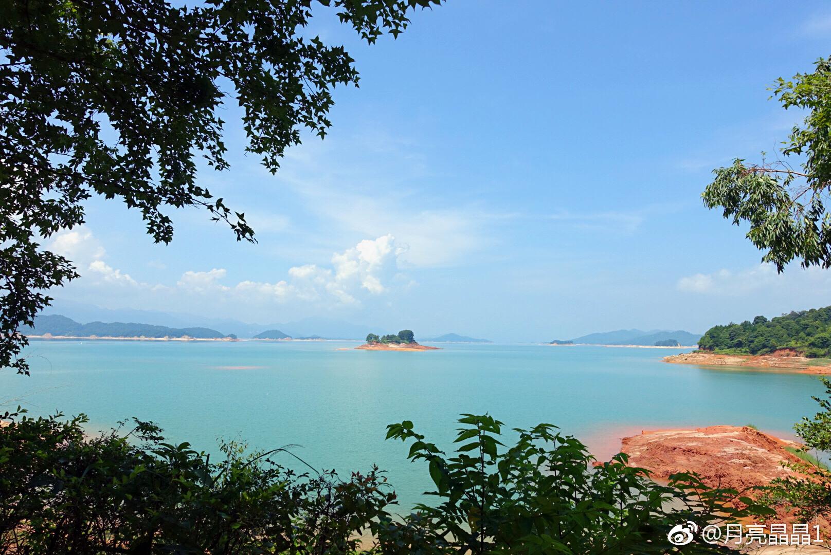 广东 河源 万绿湖,华南最大的生态旅游名胜景区,因四季皆绿|万绿湖|河源|名胜|生态旅游|四季_新浪新闻