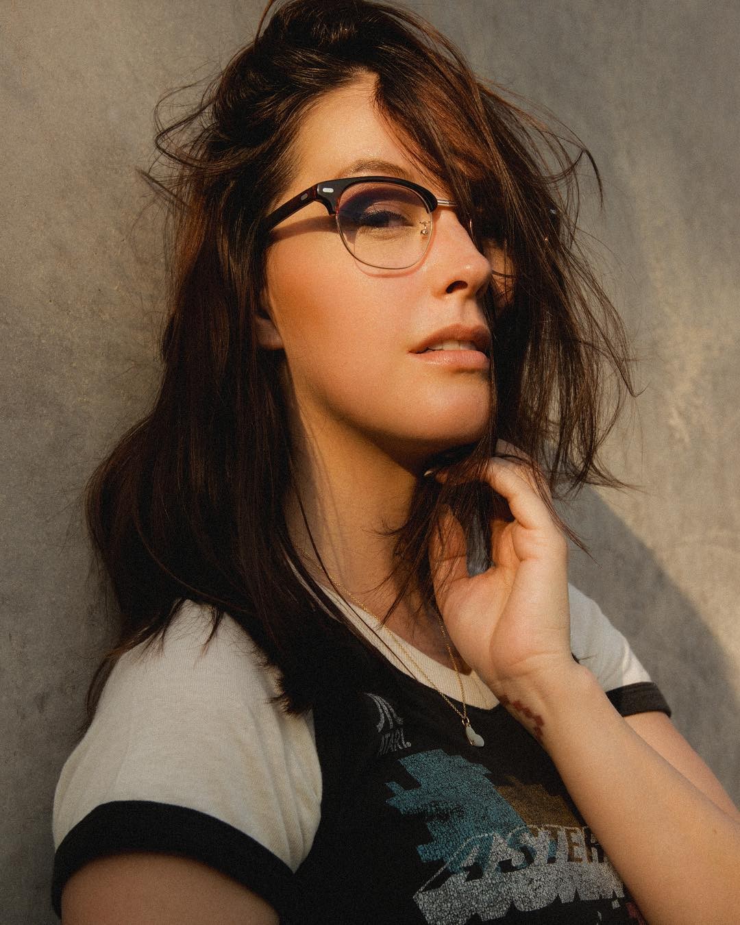 megturney是外国知名角色扮演着同时也是一位网络主播