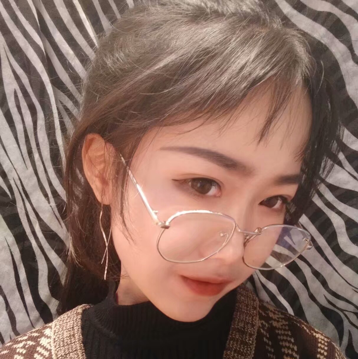 姓名|赵瑞雪|美术生|高二_新浪新闻