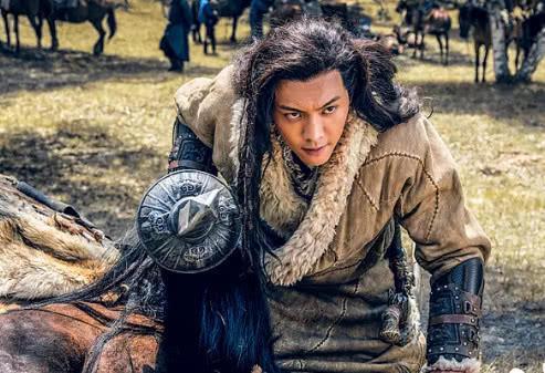 《21克拉》勇夺票房第二, 却又将面临3大对手, 10亿票房恐已无望