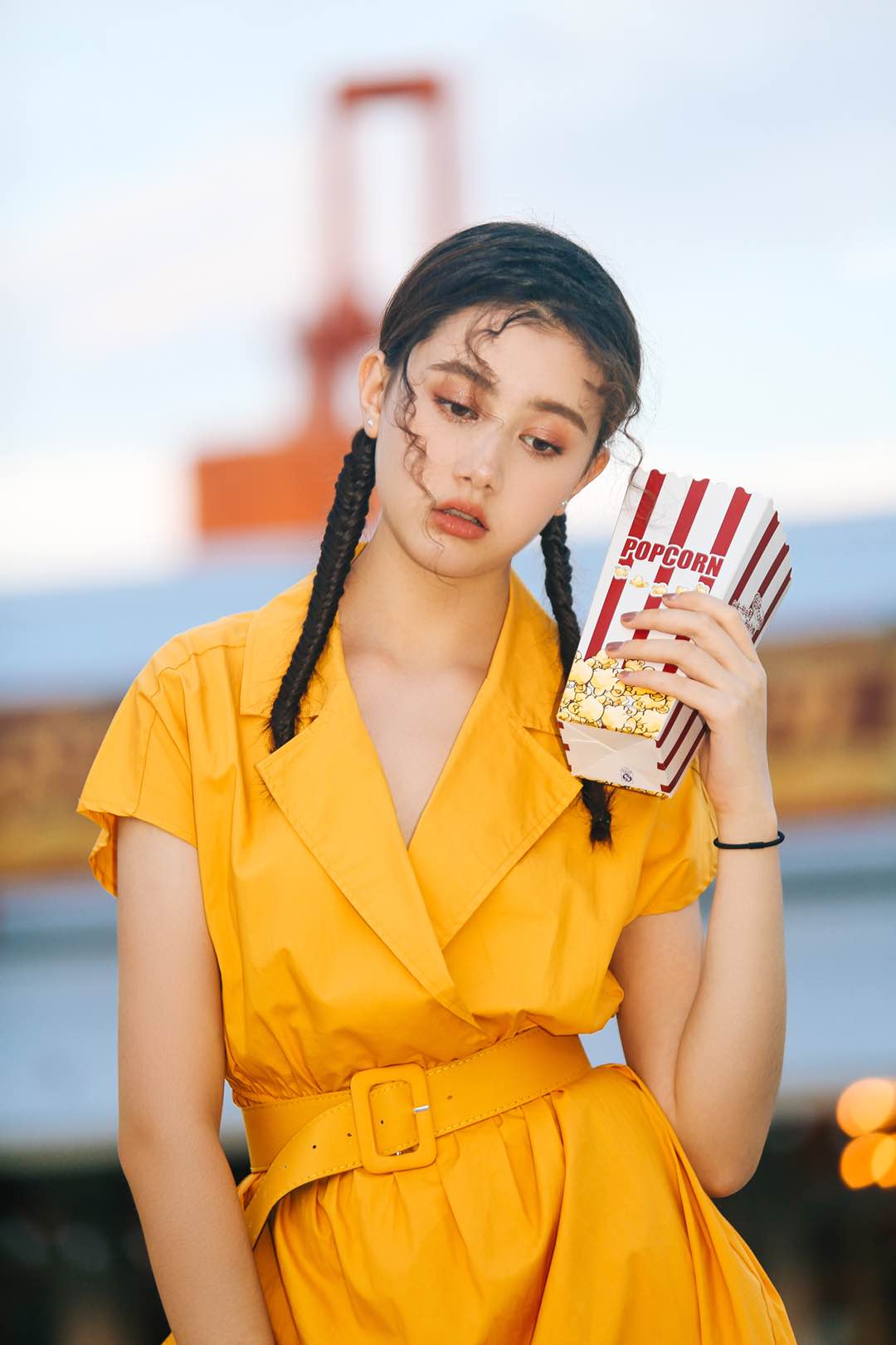 中央戏剧学院大一新生娜菲沙娜菲莎nafesa前来报道未来可期