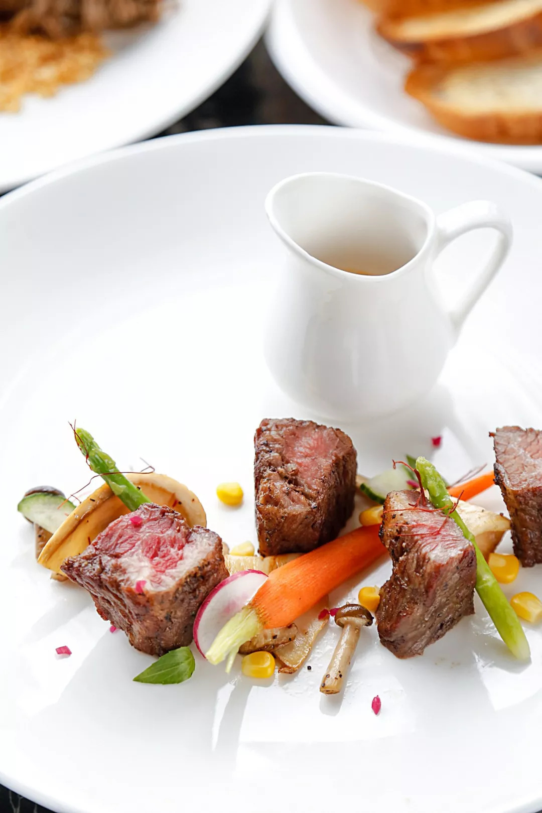 深藏海滨路三年的这家法式西餐厅,想不到居然开在这间酒店里!